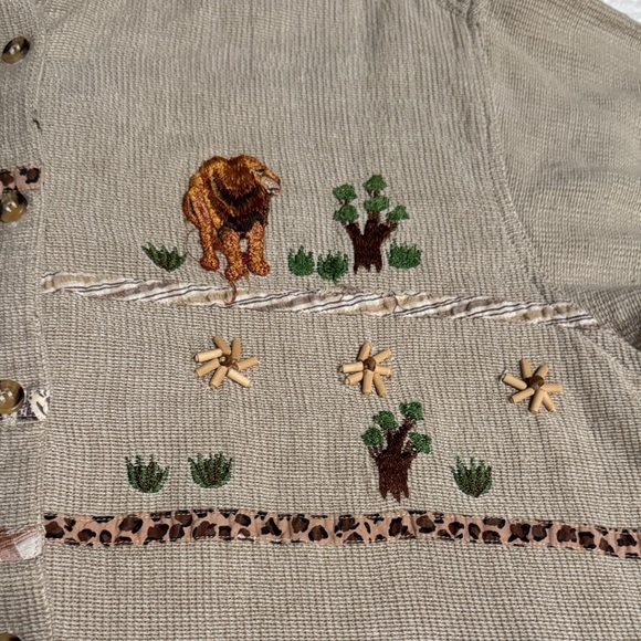Vintage Casey & Max Men's Beige Embroidered Casual Shirt Size M - Picture 4 of 7